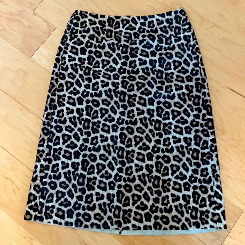 Gorgeous NWT  Theory Calf Hair Skirt